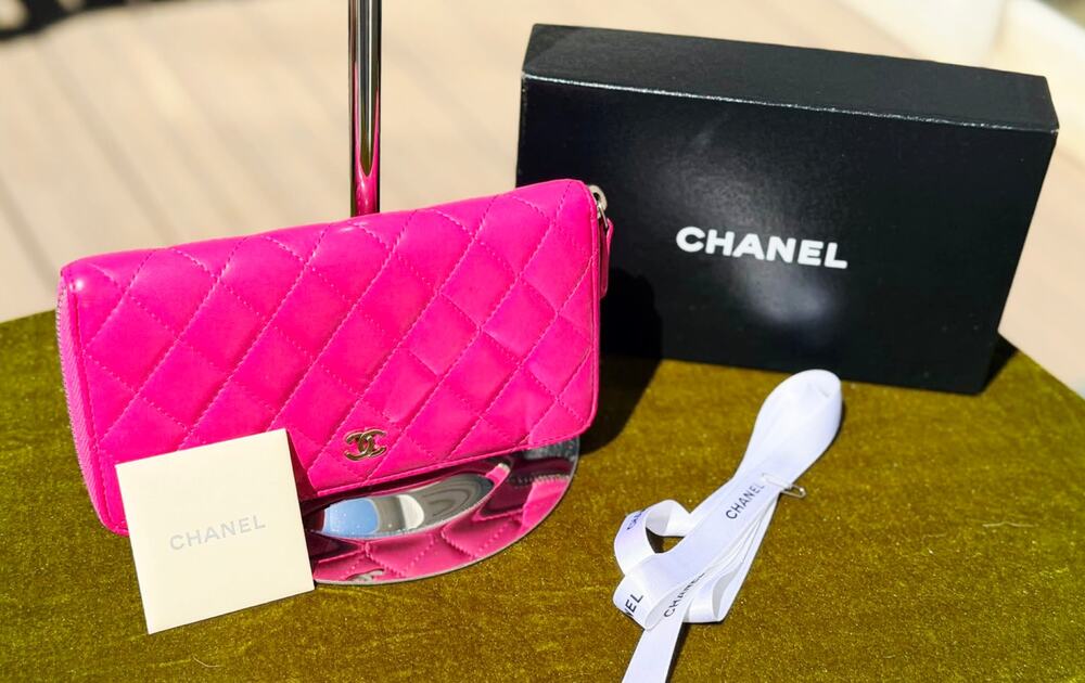 ✨ AUTHENTIC Chanel Classic Long Zipped Wallet | Quilted Pink Lambskin Silver HW